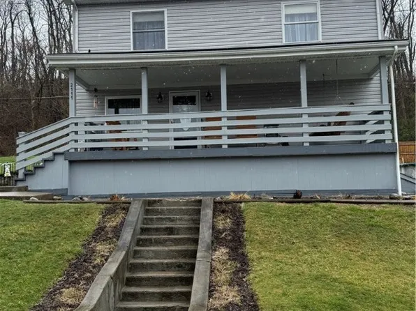 2111 Leckrone 1 Rd, Leckrone, PA 15454