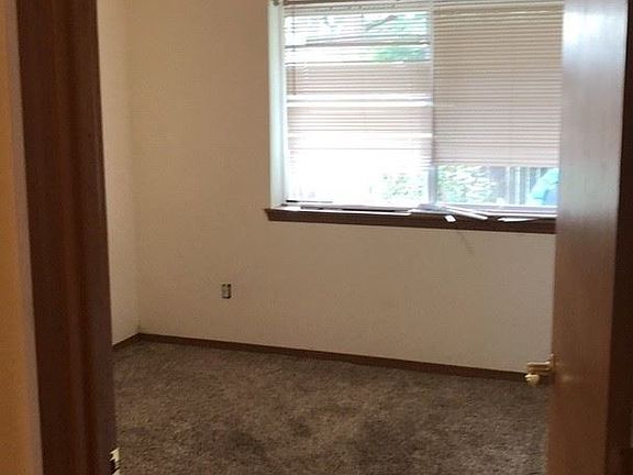 4th image of 10833 SE 200th St APT G3