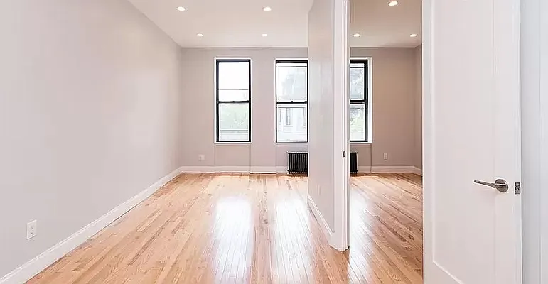 Rented by REAL New York | media 17