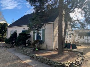 158 Periwinkle Rd, Levittown, NY 11756