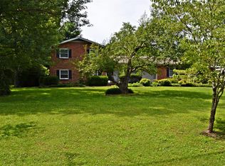203 Green Harbor Rd, Old Hickory, TN 37138