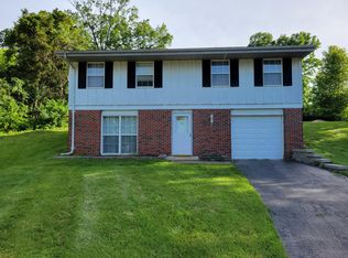 701 Chantilly Ct, Ballwin, MO
