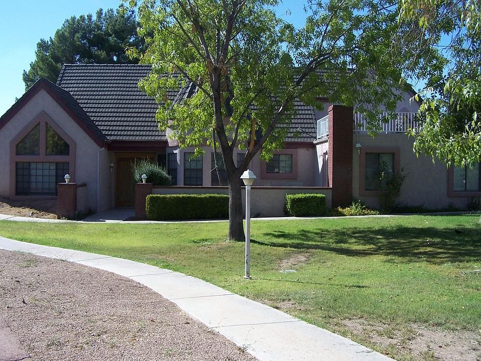 1st image of 1018 E Buena Vista Dr