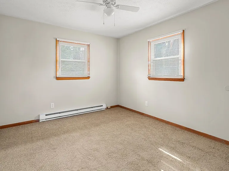 6 Shady Cir — Photo 12