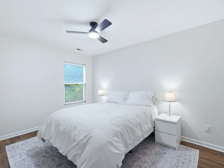 1002 Mearn Rd — Photo 37