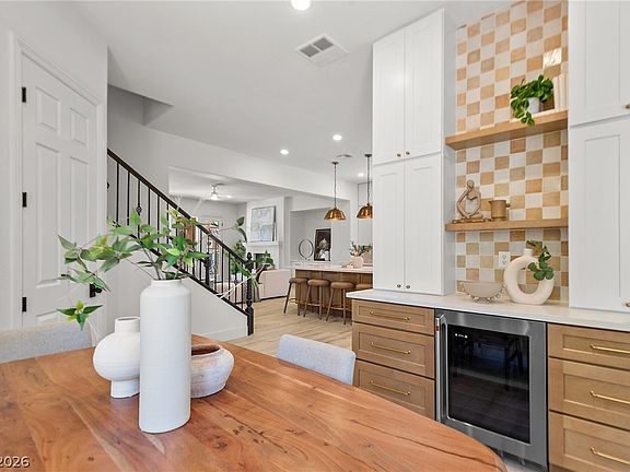 3rd image of 10721 Beringer Dr