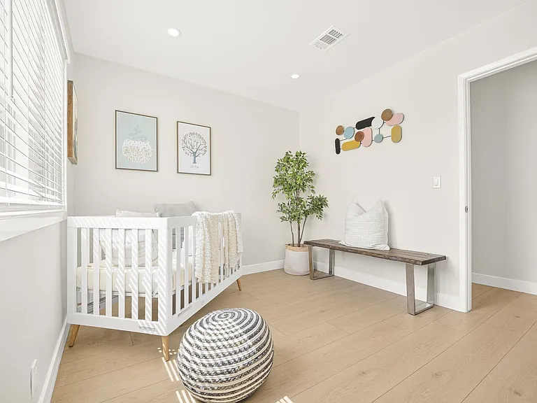 4141 E Addington Cir — Photo 10