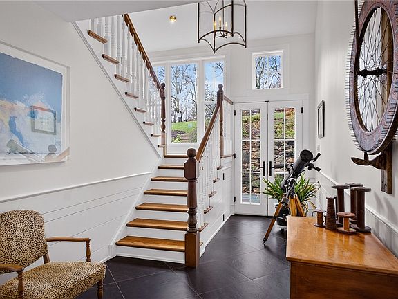 5th image of 321 Fairview Rd