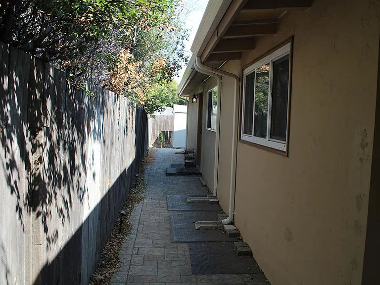 1361 Via Dondera #B — Photo 46