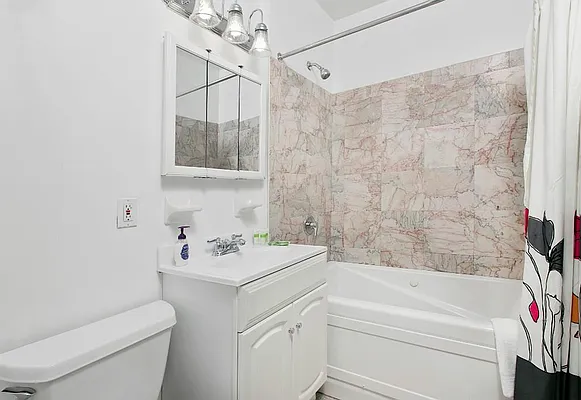 Rented by Charles Coutinho LLC | media 13