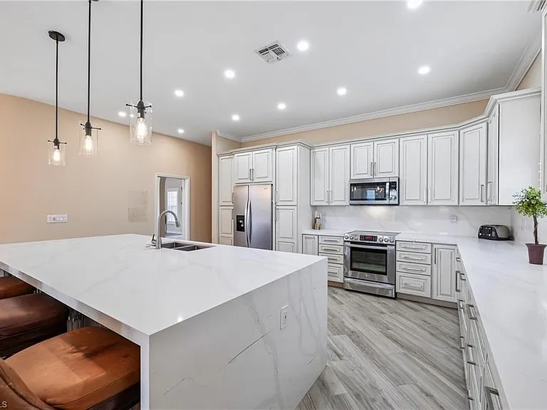 8868 Lely Island Cir — Photo 9