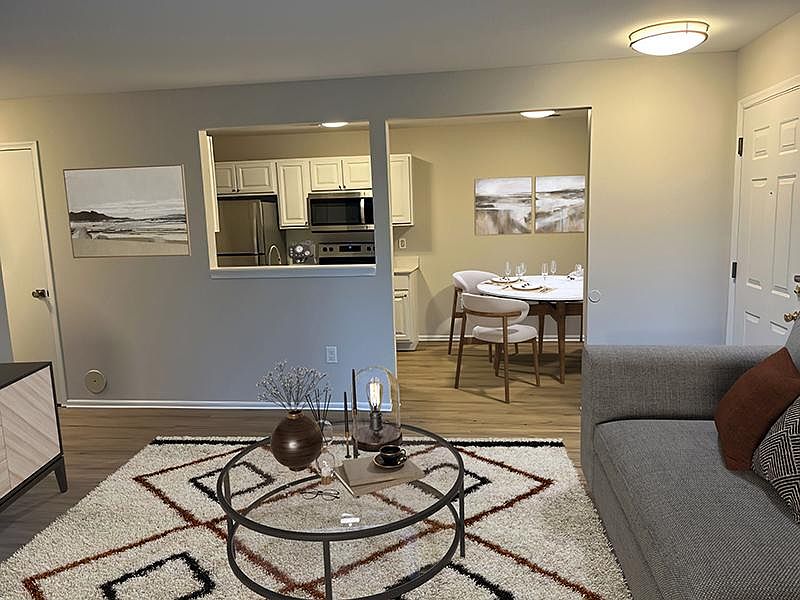 Woods at King Apartments 1111 King Ct Green Brook NJ Zillow