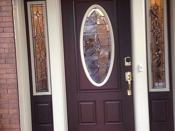 3rd image of 2348 Fairview Ave