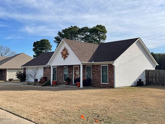 3rd image of 105 Pleasant View Ct