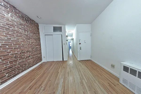 Rented by CitySites Real Estate Group | media 1