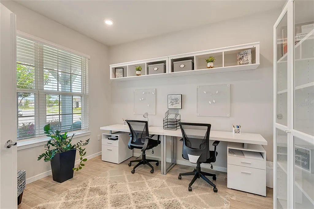 4 bed, 3.0 bath, 2761 sqft, $2,895 — Photo 3