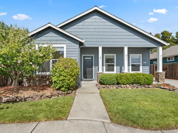 156 Lavender Ln, Central Pt, OR 97502