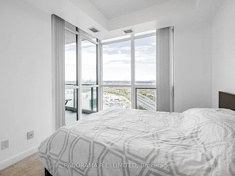 215 Sherway Gardens Rd #Penthouse 201 — Photo 12