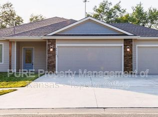 3312 SE 22nd St, Topeka, KS 66605