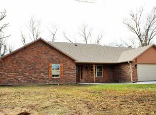 412 Hickory St, Mount Pleasant, TX 75455