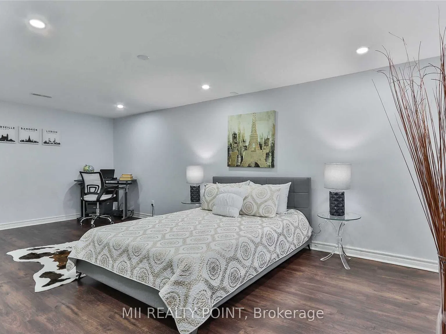 1 bed, $1,000 — Photo 4