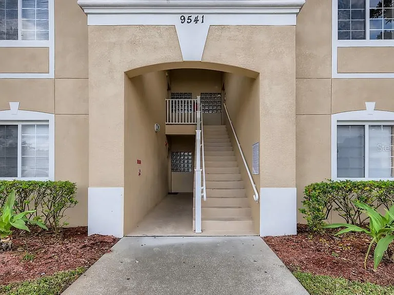 9541 Newdale Way #202 — Photo 5