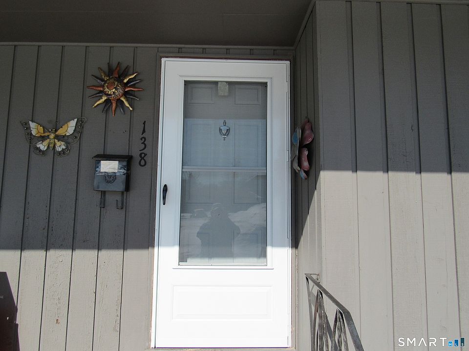 1st image of 138 Williamstown Court #138