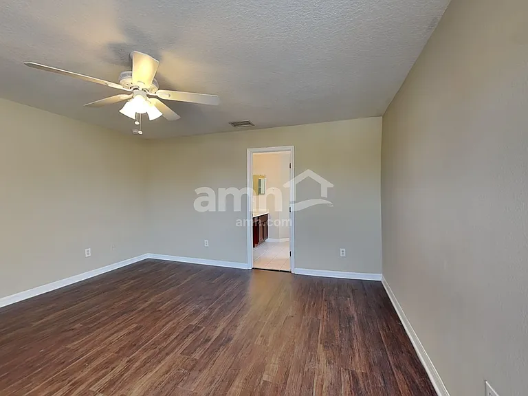 12109 Tree Haven Ave — Photo 13