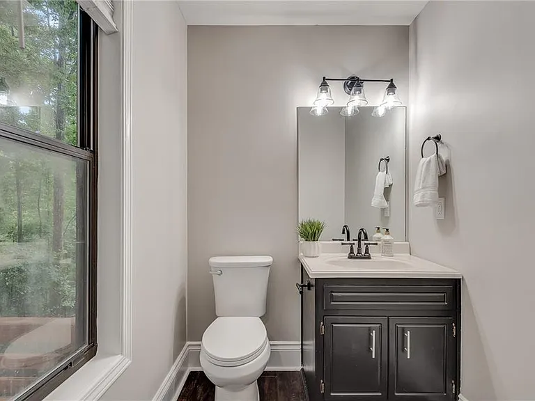 1820 Cedar Cliff Dr SE — Photo 10