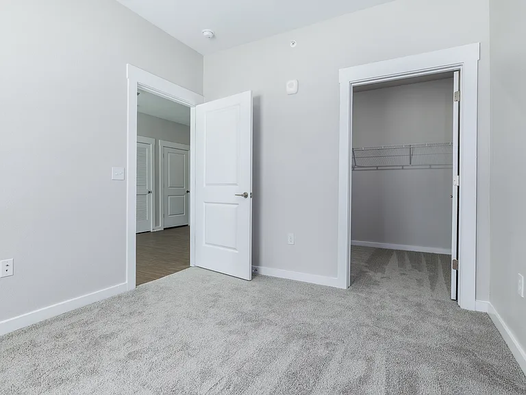 Reserve at Mott — Photo 10