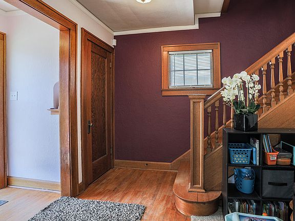 5th image of 2928 Avenue C