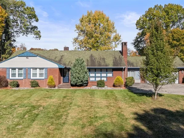 208 Summit Rd, Butler, PA 16001