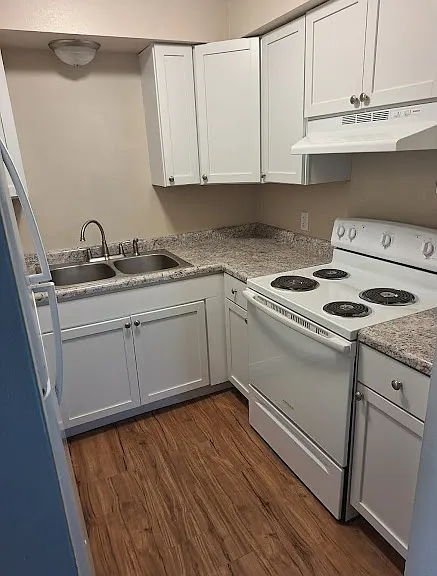 313 Higgins Dr #7 — Photo 2