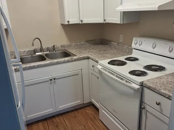 313 Higgins Dr #7, Evansville, WI 53536