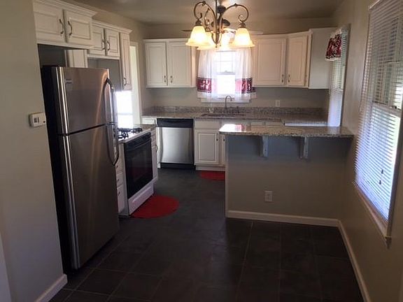 3rd image of 1328 Wallace Ave