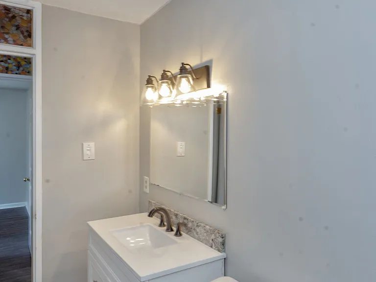 4527 Fairview Dr — Photo 10