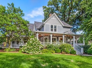 620 N Main St, Glen Ellyn, IL
