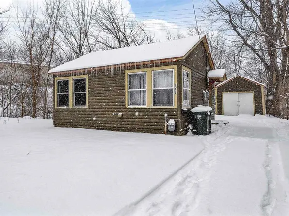 1033 S 7th Ave, Iowa City, IA 52240
