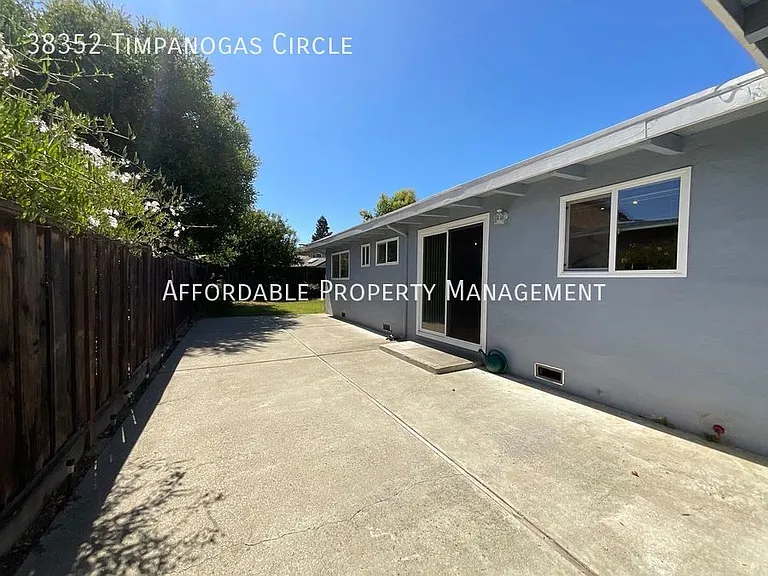 38352 Timpanogas Cir — Photo 17