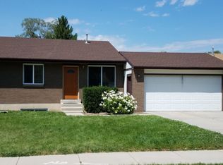 637 E Angie Cir, Midvale, UT 84047