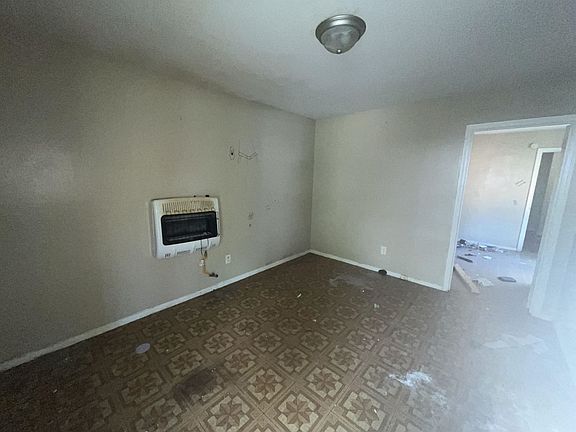3rd image of 2457 Douglass Ave