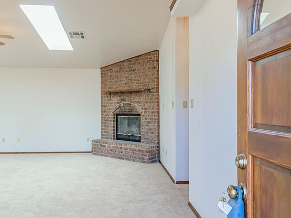 3rd image of 2616 Saint Andrews Ct