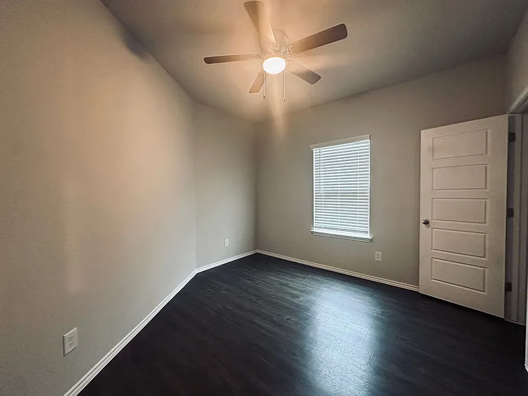 9302 Canyon Bend — Photo 13