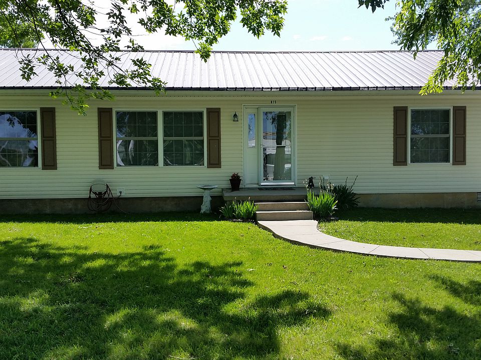 1st image of 815 Holbrook Dr