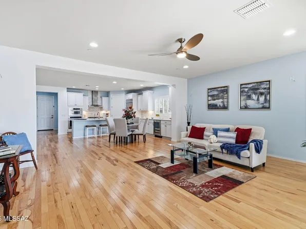 8158 N Circulo El Palmito, Tucson, AZ 85704