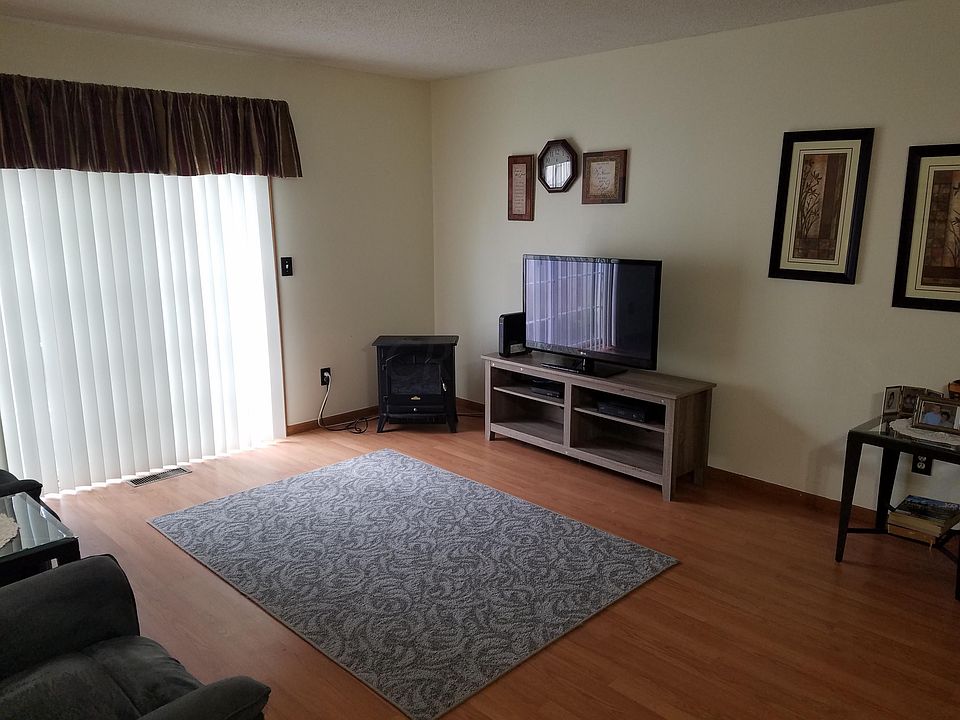 1st image of 173 Macenroe Dr