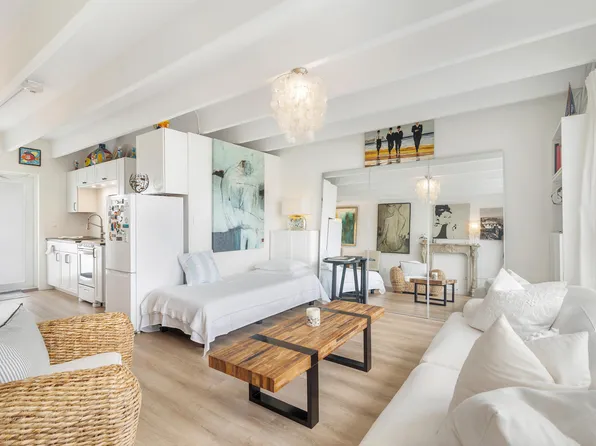 4001 S Ocean Boulevard #307, South Palm Beach, FL 33480