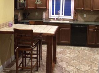 9 Berkeley St, Troy, NY 12180