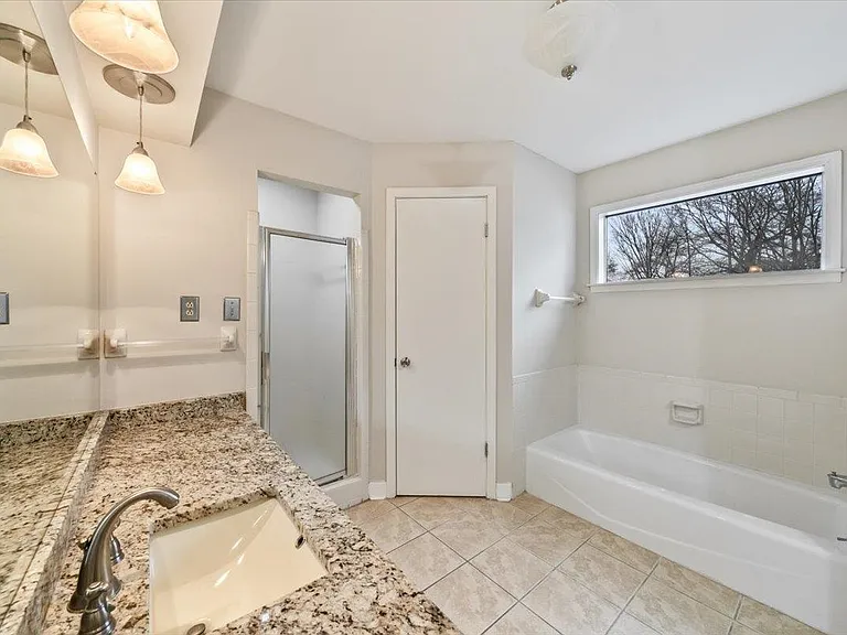 9281 Fletcher Trace Pkwy — Photo 24