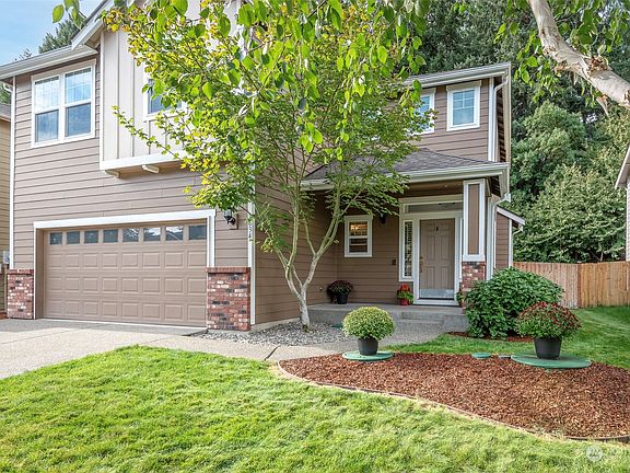 2nd image of 7634 Brianna Court SE